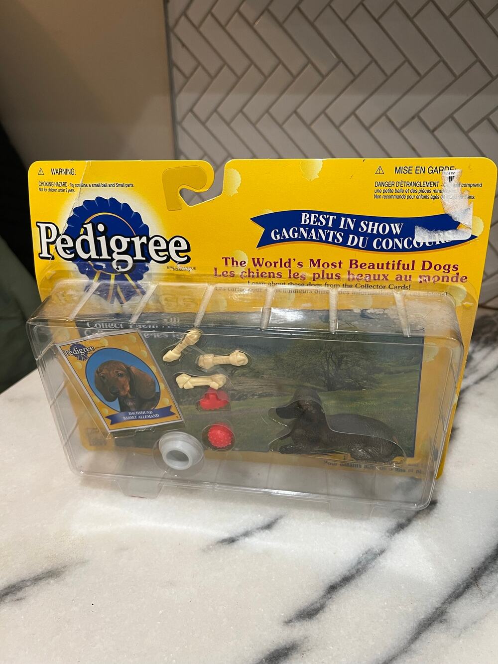 Vintage 1998 Pedigree Best In Show Dachshund Dog Figure Card Toy Set